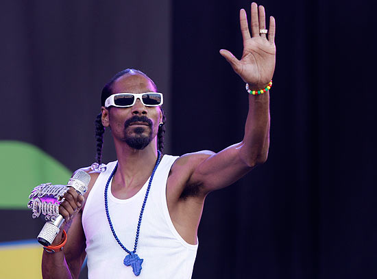U.S rapper Snoop Dogg performs at Glastonbury Festival, in Glastonbury, Friday, June 25, 2010. The Festival celebrates its 40th anniversary this year. (AP Photo/Joel Ryan)