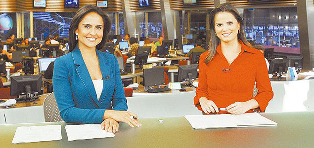 Apresentadoras Carla Cecato e Roberta Piza, que comandam o jornalístico "Fala Brasil", na TV Record