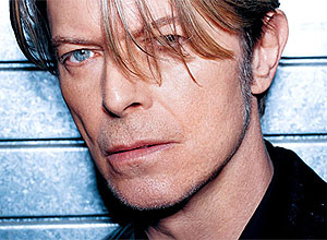 David Bowie, que vai relanar "Golden Years", de 1975, em forma de aplicativo para iPhone