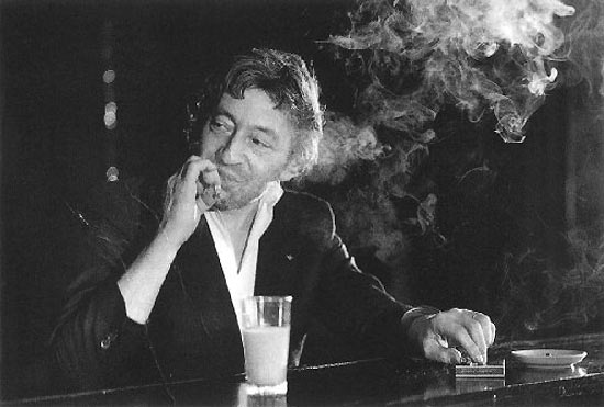 O francês Serge Gainsbourg, tema do documentário "Je Suis Venu Vous Dire: Gainsbourg par Gainsbourg" 