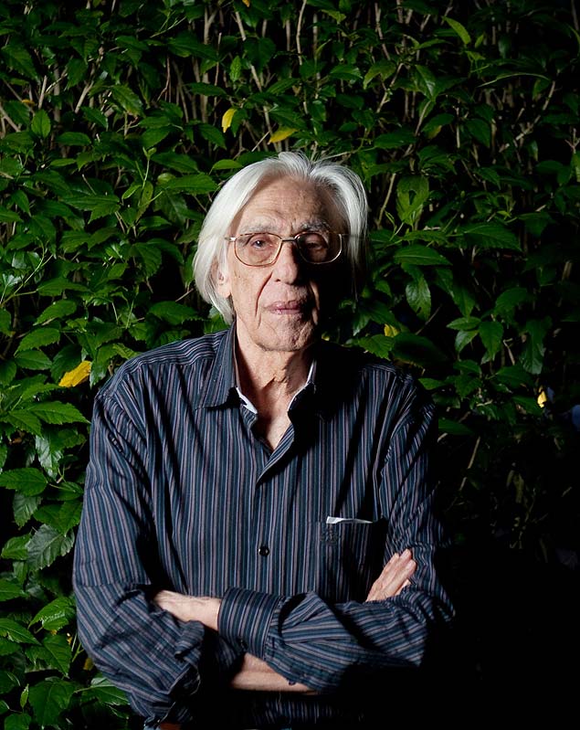 O escritor e poeta Ferreira Gullar, que lanou um livro de poesias aps 11 anos sem visitar o gnero literrio