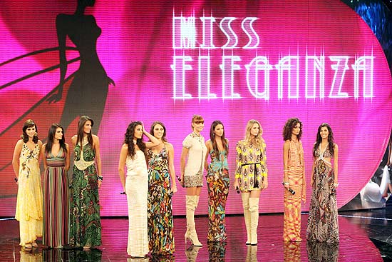 As finalistas do concurso de 'Miss Italia' 2010 durante a segunda etapa da competio, dia 12