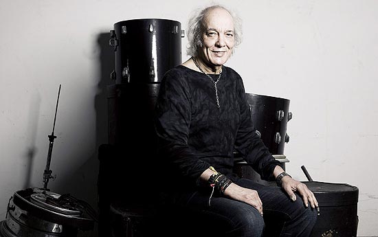 Erasmo Carlos será uma das atrações da Virada Cultural 2001 em São Paulo