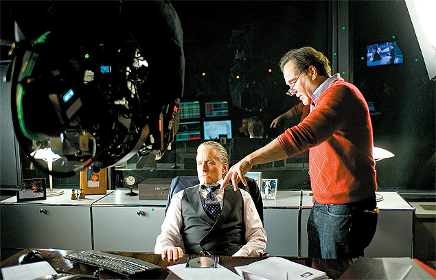 Michael Douglas e Oliver Stone em "Wall Street 2"