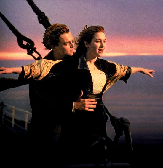 Leonardo DiCaprio e Kate Winslet como Jack e Rose em cena do filme "Titanic", que será relançado em 3D