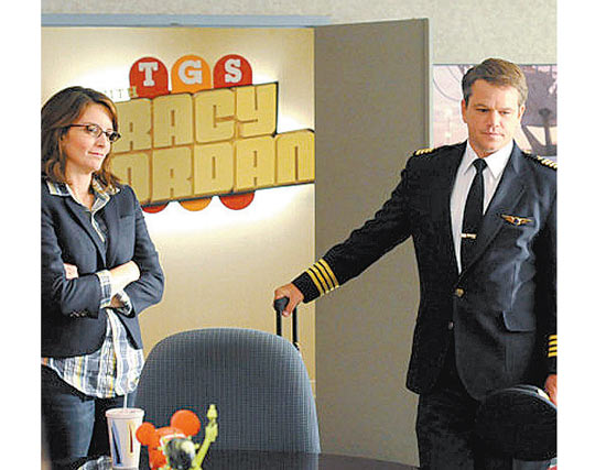 Tina Fey e Matt Damon em cena da estreia da 5 temporada de "30 Rock"