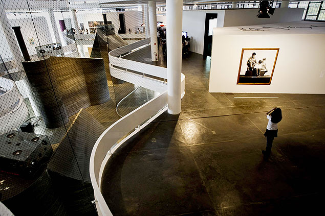 Até 12 de dezembro, 29ª Bienal de São Paulo (foto) reúne 159 artistas e mais de 800 obras em três andares do Ibirapuera