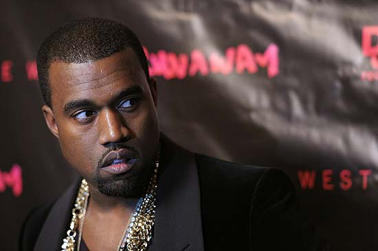 O rapper Kanye West, que voltou ao topo da lista dos mais vendidos aps ficar afastado da mdia