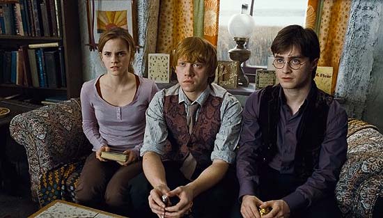 Emma Watson, Rupert Grint e Daniel Radcliffe esto entre os jovens britnicos mais ricos
