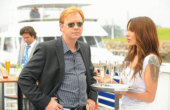 Cena do seriado "CSI Miami", que bateu recorde de audiência e deixou a Globo em segundo lugar na madrugada de terça para quarta