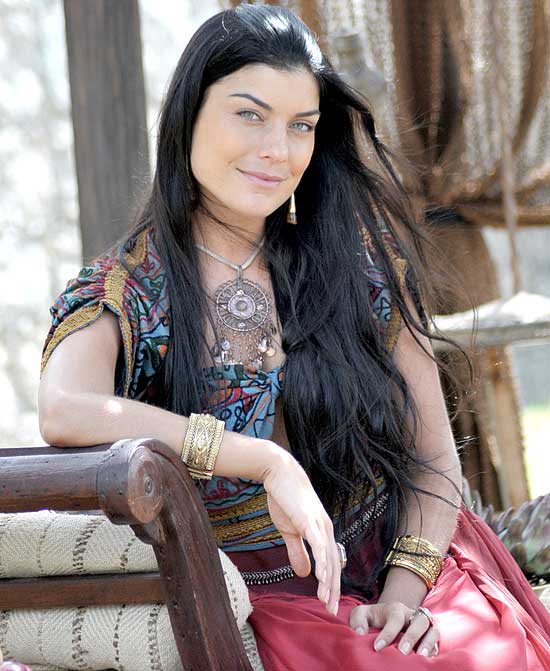 A atriz Joana Balaguer, que foi protagonista de "Malhao", vai viver a cortes Yunet na minissrie "Sanso e Dalila"
