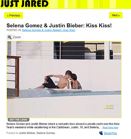 Justin Bieber e Selena Gomez se beijam em iate durante feriado no Caribe