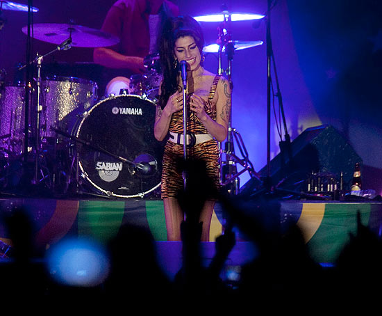 A cantora britânica Amy winehouse, durante apresentação na Arena HSBC, no bairro de Jacarepaguá, zona oeste do Rio