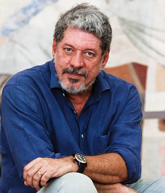 O ator e diretor Antonio Grassi, que deixa a Funarte para assumir cargo no Instituto Inhotim