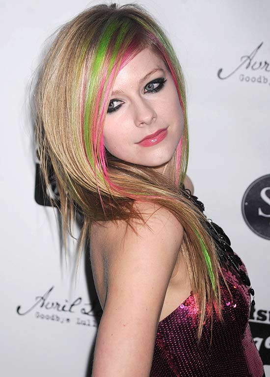 A cantora canadense Avril Lavigne