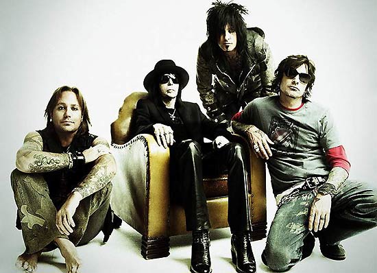Vince Neil, Mick Mars, Nikki Sixx e Tommy Lee, integrantes do grupo Mötley Crüe, que faz show em SP