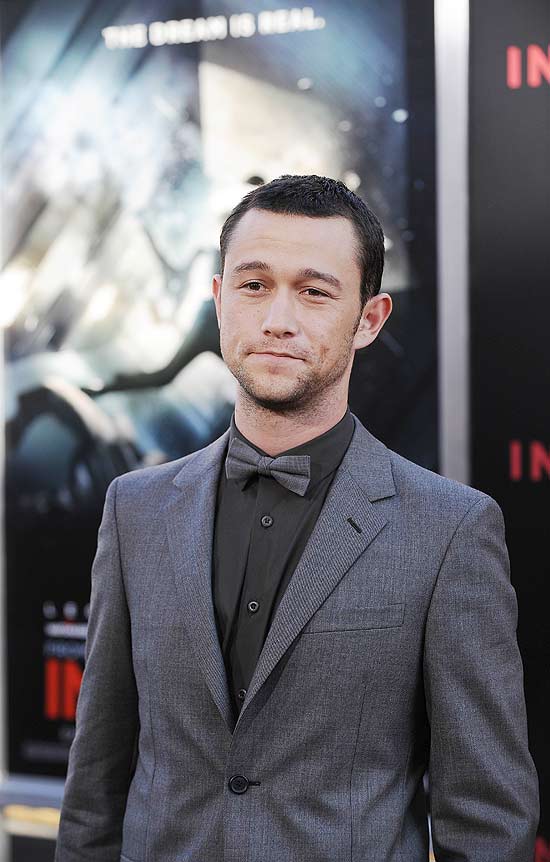 O ator Joseph Gordon-Levitt vai interpretar o novo vilão do filme "Batman" 