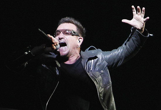 Bono Vox, vocalista da banda irlandesa U2, que faz o último de série de shows em São Paulo nesta quarta-feira