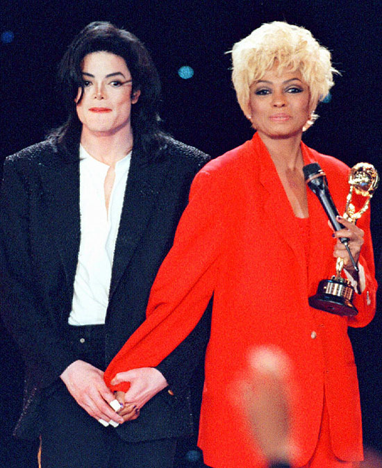 Michael Jackson e Diana Ross; a cantora vai ter a guarda dos filhos do rei do pop