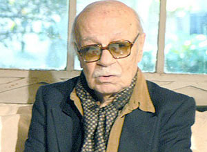 Escritor Ernesto Sábato estava há vários anos praticamente cego e se mantinha recluso em sua residência na Argentina