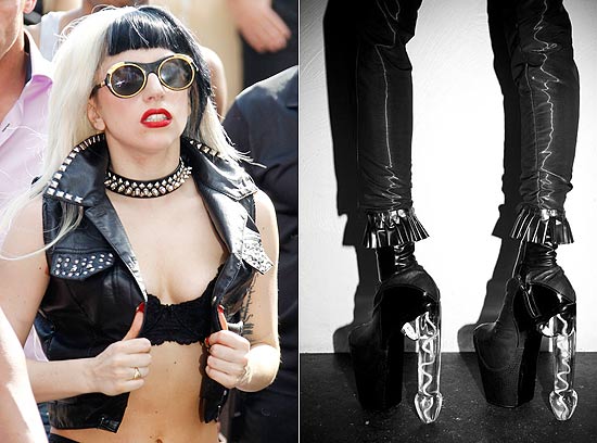 A cantora Lady Gaga usou sapatos com saltos em formato de pênis no "American Idol"