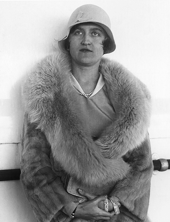 A foto mais recente de Huguette Clark Gower, tirada em 1930; a herdeira morreu ontem