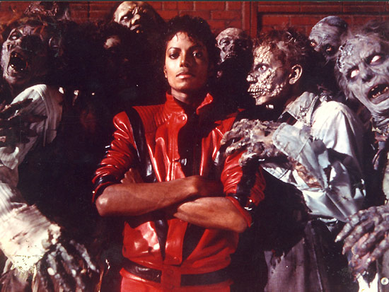 ORG XMIT: 193101_0.tif 1983Msica: o cantor norte-americano Michael Jackson posa para foto durante gravao do videoclipe 