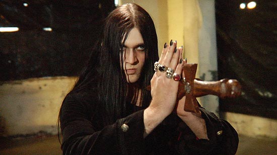 O ator Weston Cage em cena do filme "Raven"