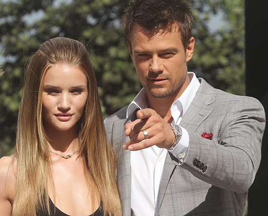 Os atores Rosie Huntington e Josh Duhamel, de "Transformers - O Lado Oculto da Lua", no Rio