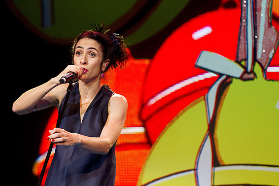 A cantora Marisa Monte é uma das atrações do festival "Telefonica Sonidos", que ocorre entre 24 e 27/8 no Jockey