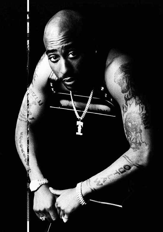 O rapper Tupac Shakur, morto em 1996