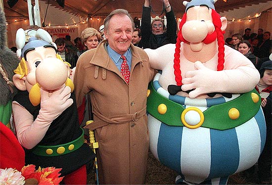 Albert Uderzo, criador dos personagens dos quadrinhos Asterix e Obelix, em Rennes, Frana