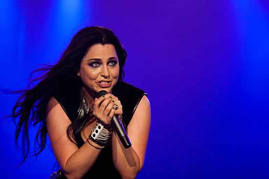 Banda norte-americana Evanescence faz show em 7 de outubro no Espaço das Américas