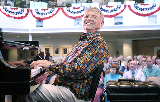 "Pianista dos presidentes", Roger Williams morre de cncer aos 87 anos