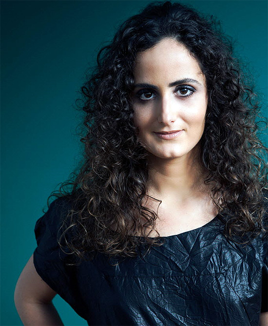 A escritora Tatiana Salem Levy 