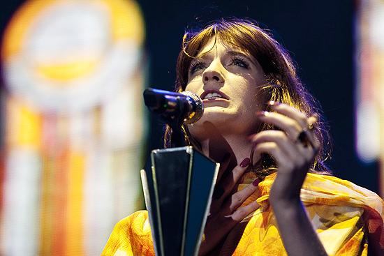A cantora Florence durante apresentação no Summer Soul Festival, na Arena Anhembi, em São Paulo
