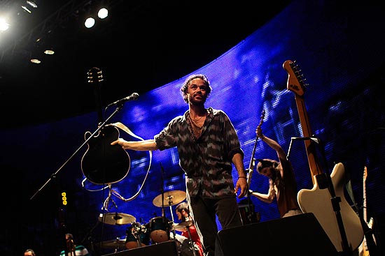 Los Hermanos em Recife, no show de abertura da turnê de comemoração dos 15 anos da banda no festival Abril Pro Rock