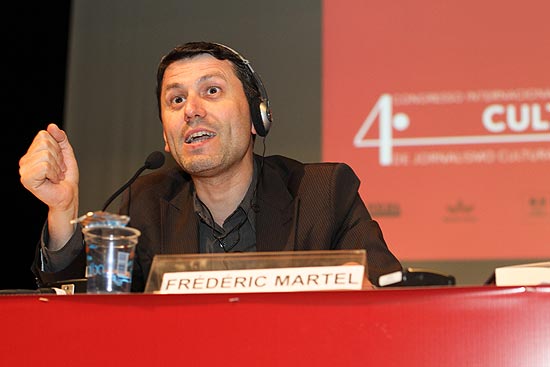 O jornalista e escritor francs Frdric Martel no 4 Congresso Cult de Jornalismo Cultural, nesta tera (29)