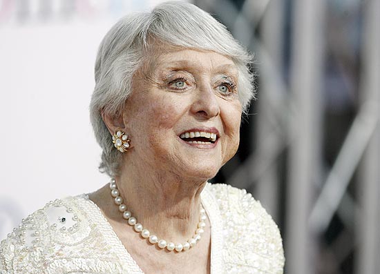 A atriz norte-americana Celeste Holm, morta aos 95 anos