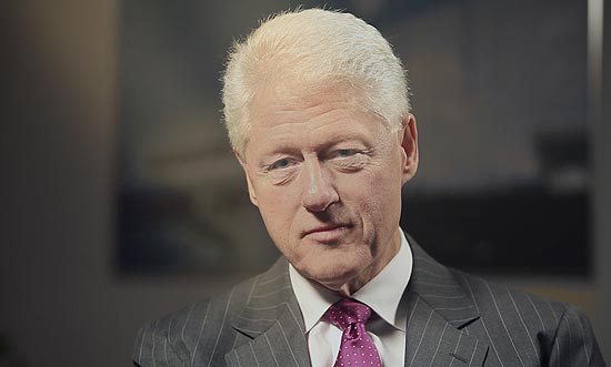 Bill Clinton em cena do documentário "Quebrando o Tabu"