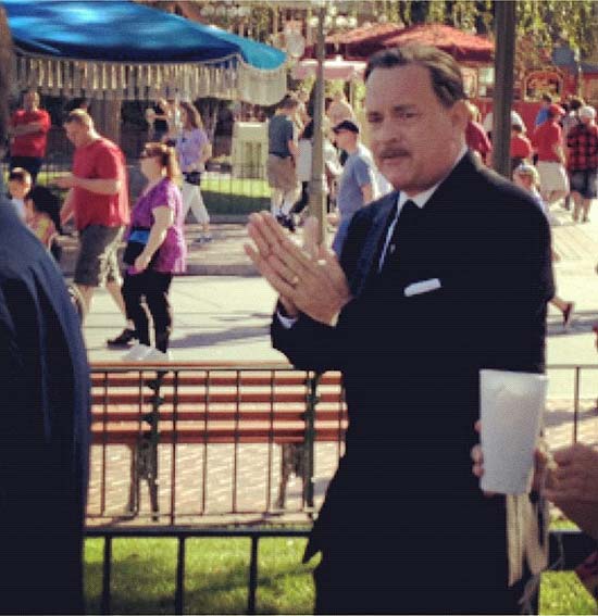 Foto de Tom Hanks como Walt Disney, feita por uma f e publicada no Instagram