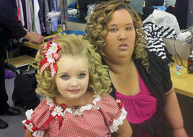 Alana Thompson (à esq.), do reality "Chegou Honey Boo Boo!"