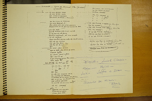 Anotaes do cantor em manuscrito do afro-samba "Canto de Iemanj"