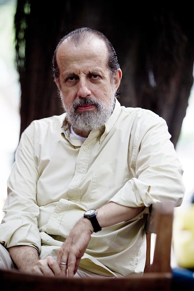O diretor Eduardo Escorel, no Jardim Botnico, no Rio