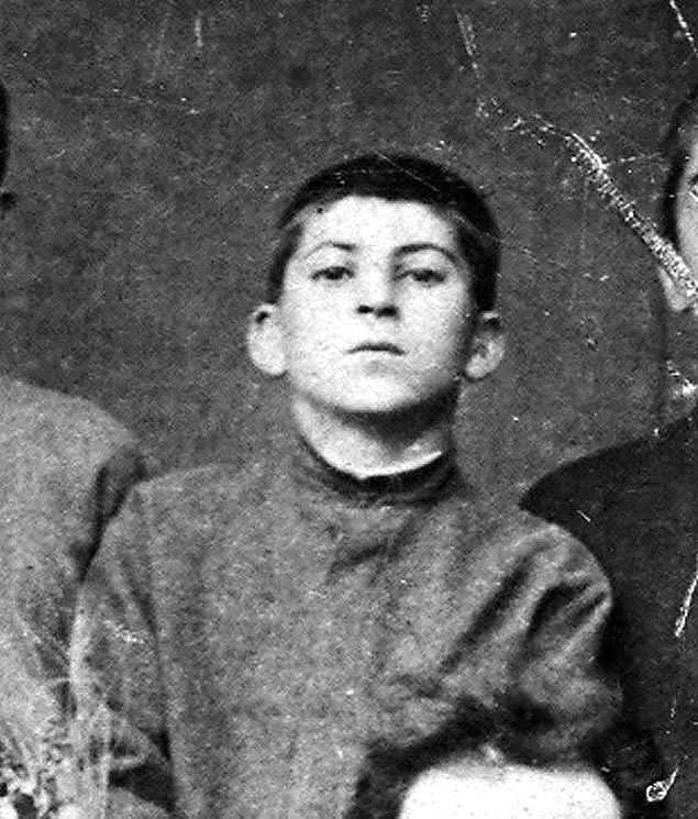Foto de Josef Stálin durante onde retrata a juventude do ditador que ficou no poder da extinta União Soviética de 1928 a 1953 