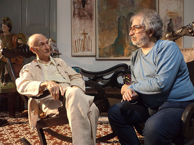 Geneton Moraes Neto ( dir.) entrevista o escritor Ariano Suassuna (1927-2014) na GloboNews