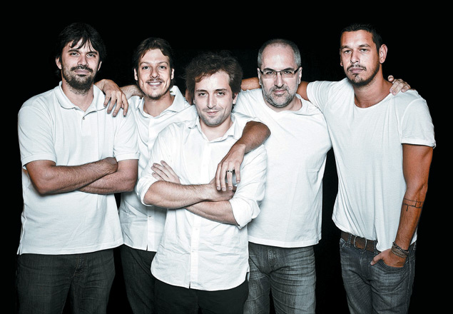 A partir da esquerda, Ian SBF, F�bio Porchat, Greg�rio Duvivier, Antonio Pedro Tabet e Jo�o Vicente de Castro, fundadores do Porta dos Fundo