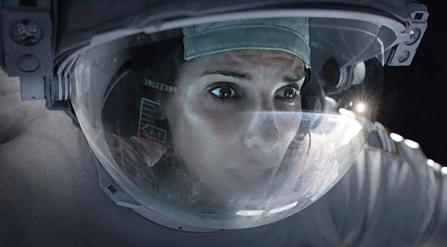 Em 'Gravidade', Sandra Bullock interpreta astronauta que tenta sobreviver após ficar à deriva no espaço