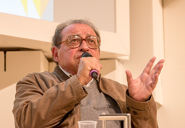 O escritor Ruy Castro em mesa sobre biografia na Feira de Frankfurt