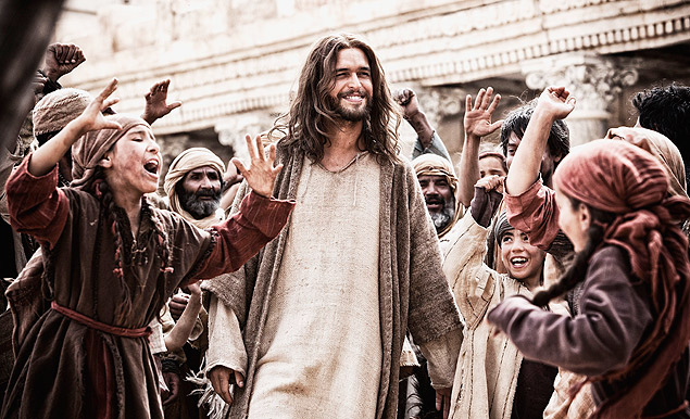 Diogo Morgado como Jesus em cena do filme 